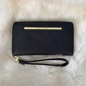 Steve Madden Black Zip-Around Wristlet Wallet